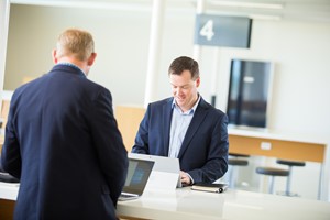 Business executives working on their devices with Free WiFi at Toowoomba Wellcamp Airport | www.wellcamp.com.au