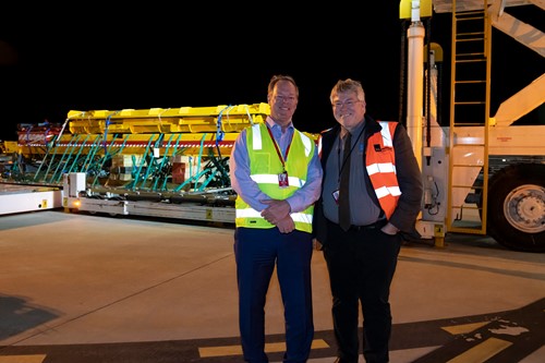 RME CHINO Mill Reliner Export |  Toowoomba Wellcamp Airport | Robert Kasch & Dr John Russell | Photo Garry Wilkinson Photography