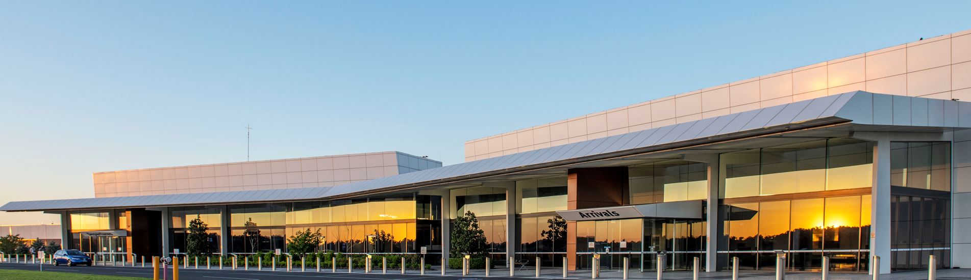 Toowoomba Wellcamp Airport (WTB) Direct to Sydney, Melbourne